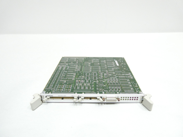 SIEMENS 6DR2001-1 Digital Output Module, 8 Channels, 24V DC, 0.5A/Channel